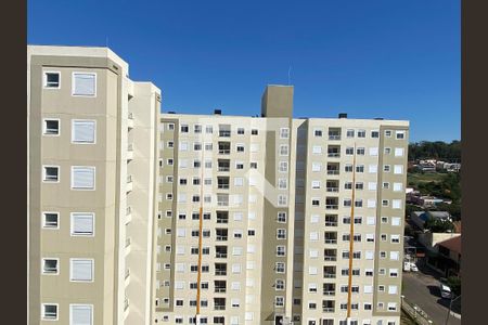 Quarto 1 - Vista  de apartamento para alugar com 2 quartos, 45m² em Morro Santana, Porto Alegre
