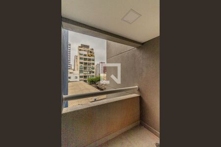 Varanda de kitnet/studio para alugar com 1 quarto, 33m² em Vila Buarque, São Paulo