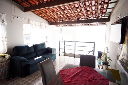 Casa para alugar com 400m², 3 quartos e 1 vaga Casa para alugar com 400m², 3 quartos e 1 vagaEdícula