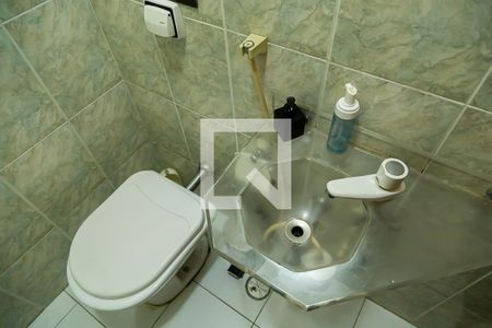 Casa à venda com 108m², 2 quartos e sem vagaLavabo