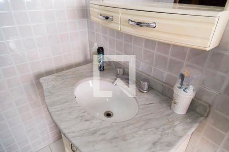 Casa à venda com 108m², 2 quartos e sem vagaBanheiro Social - Pia