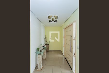 Hall de entrada de casa para alugar com 3 quartos, 195m² em Barra Funda, São Paulo