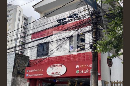 Plaquinha de casa para alugar com 2 quartos, 82m² em Barra, Salvador