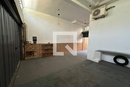 Casa para alugar com 280m², 3 quartos e 3 vagasVaranda Inferior - Garagem