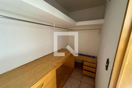 Casa para alugar com 280m², 3 quartos e 3 vagasCloset da Suíte