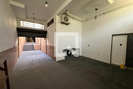 Casa para alugar com 280m², 3 quartos e 3 vagasVaranda Inferior - Garagem