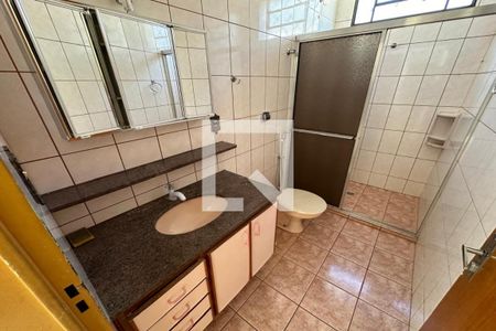 Casa para alugar com 280m², 3 quartos e 3 vagasBanheiro da Suíte