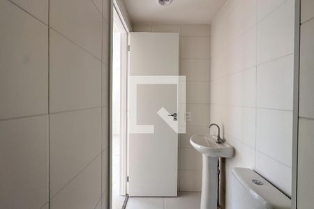 Apartamento à venda com 38m², 2 quartos e sem vaga Apartamento à venda com 38m², 2 quartos e sem vagaBanheiro