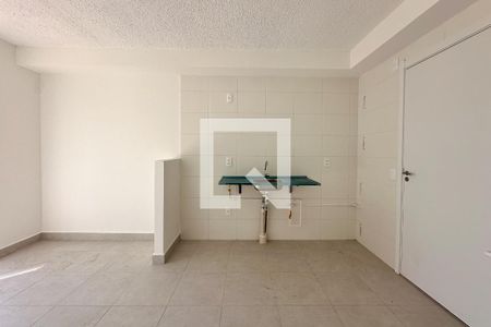 Apartamento à venda com 38m², 2 quartos e sem vaga Apartamento à venda com 38m², 2 quartos e sem vagaSala
