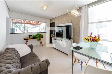 Sala de apartamento à venda com 3 quartos, 109m² em Padre Eustáquio, Belo Horizonte