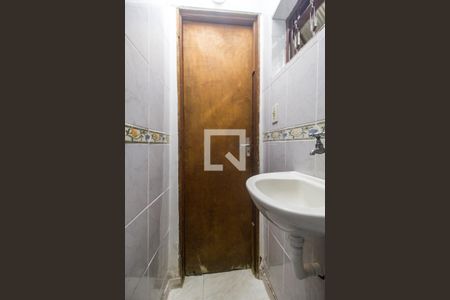 Casa à venda com 242m², 3 quartos e 2 vagasÁrea de Serviço