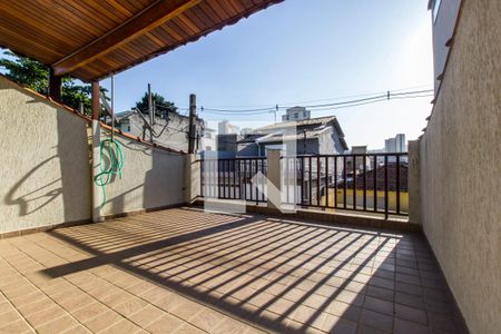 Casa à venda com 242m², 3 quartos e 2 vagasVaranda