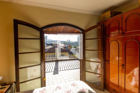 Casa à venda com 242m², 3 quartos e 2 vagasSuíte 3