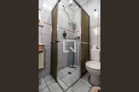 Casa à venda com 242m², 3 quartos e 2 vagasBanheiro da Suíte 1