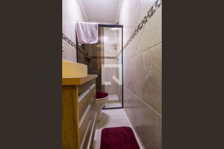 Casa à venda com 242m², 3 quartos e 2 vagasBanheiro da Suíte 3