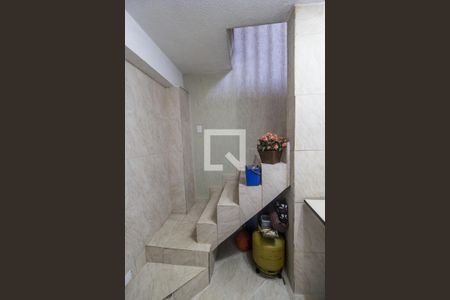 Casa à venda com 242m², 3 quartos e 2 vagasEscada