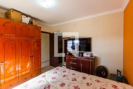 Casa à venda com 242m², 3 quartos e 2 vagasSuíte 3