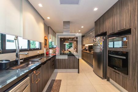 Apartamento à venda com 220m², 5 quartos e 3 vagasCozinha