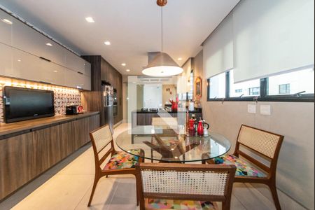 Apartamento à venda com 220m², 5 quartos e 3 vagasCozinha