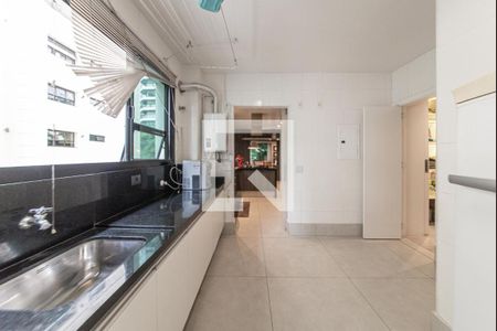 Apartamento à venda com 220m², 5 quartos e 3 vagasÁrea de Serviço