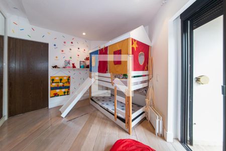 Apartamento à venda com 220m², 5 quartos e 3 vagasQuarto 1