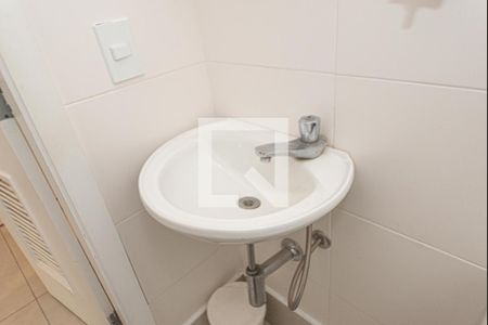 Apartamento à venda com 220m², 5 quartos e 3 vagasBanheiro de Serviço