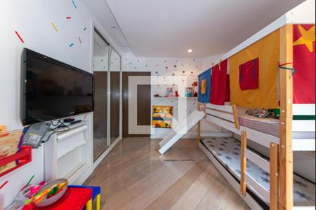 Apartamento à venda com 220m², 5 quartos e 3 vagasQuarto 1