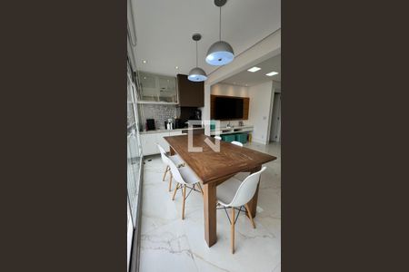 Apartamento à venda com 2 quartos, 80m² em Vila Bertioga, São Paulo