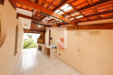 Casa à venda com 300m², 4 quartos e 6 vagasÁrea externa