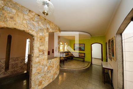 Hall de entrada de casa para alugar com 4 quartos, 300m² em Vila Prudente, São Paulo