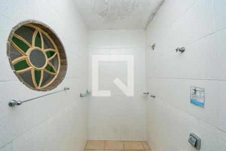 Casa à venda com 300m², 4 quartos e 6 vagasBanheiro