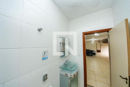 Casa à venda com 300m², 4 quartos e 6 vagasBanheiro