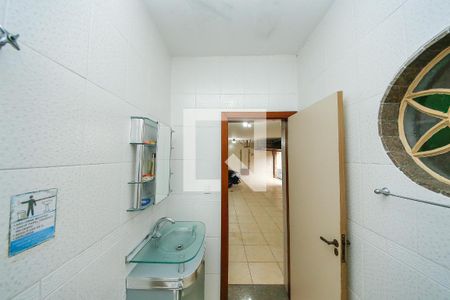 Casa à venda com 300m², 4 quartos e 6 vagasBanheiro