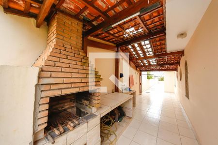 Casa à venda com 300m², 4 quartos e 6 vagasÁrea externa