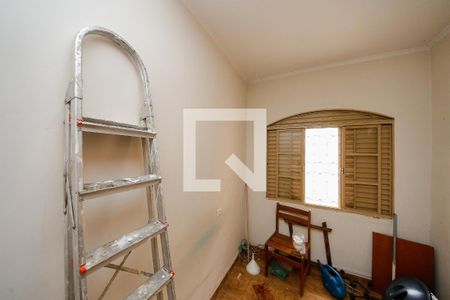 Casa à venda com 300m², 4 quartos e 6 vagasQuarto de serviço