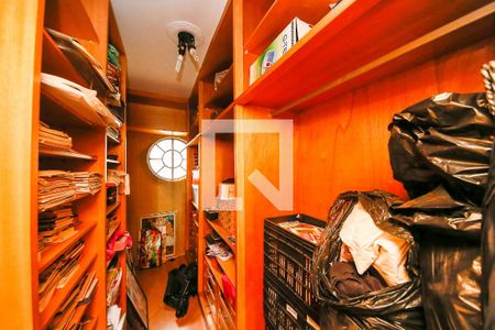 Casa à venda com 300m², 4 quartos e 6 vagasCloset Suíte