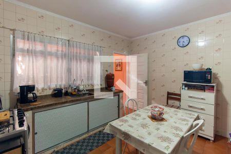 Casa à venda com 200m², 3 quartos e 2 vagasCozinha