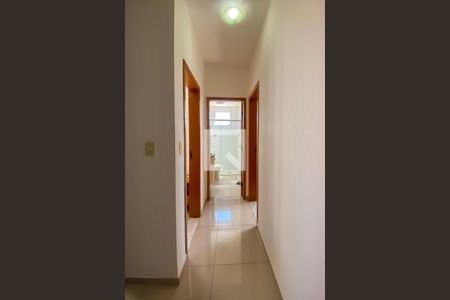 Corredor de apartamento à venda com 3 quartos, 72m² em Ingá, Betim