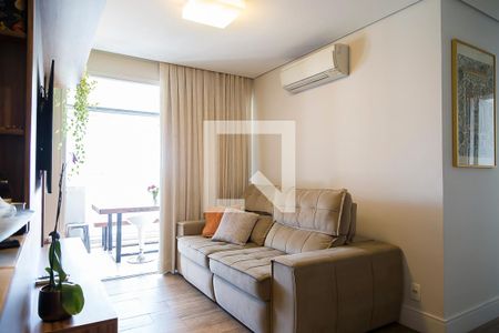 Sala de apartamento à venda com 2 quartos, 68m² em Chácara Inglesa, São Paulo