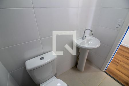 Banheiro de kitnet/studio para alugar com 1 quarto, 34m² em Santo Amaro, São Paulo
