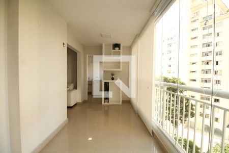 Apartamento à venda com 92m², 3 quartos e 2 vagasVaranda