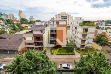 Varanda vista de apartamento para alugar com 1 quarto, 115m² em Higienópolis, Porto Alegre