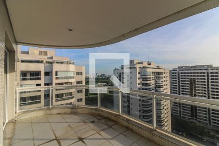 Varanda de apartamento à venda com 4 quartos, 247m² em Barra da Tijuca, Rio de Janeiro