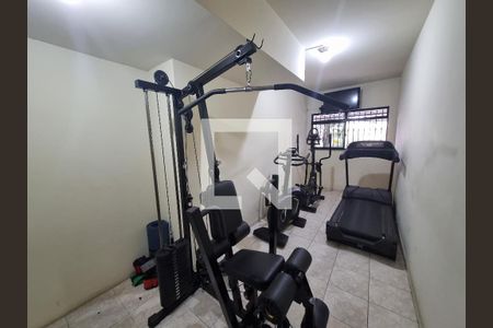 Apartamento à venda com 105m², 3 quartos e 2 vagas Apartamento à venda com 105m², 3 quartos e 2 vagasÁrea comum - Academia