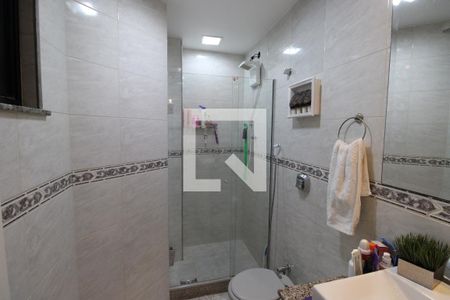 Apartamento à venda com 105m², 3 quartos e 2 vagasBanheiro da Suíte