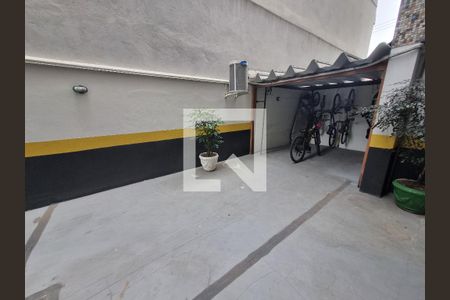 Apartamento à venda com 105m², 3 quartos e 2 vagas Apartamento à venda com 105m², 3 quartos e 2 vagasBicicletário