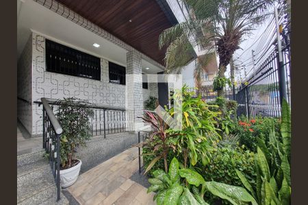 Apartamento à venda com 105m², 3 quartos e 2 vagas Apartamento à venda com 105m², 3 quartos e 2 vagasFachadaFachada