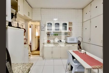 Apartamento à venda com 120m², 3 quartos e sem vagaCopa / Cozinha 