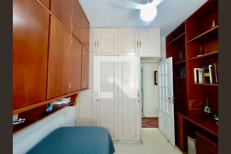 Apartamento à venda com 120m², 3 quartos e sem vagaQuarto