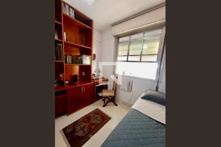 Apartamento à venda com 120m², 3 quartos e sem vagaQuarto